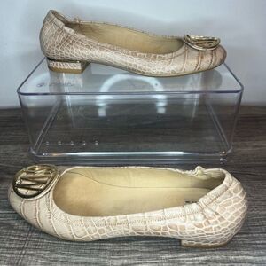 Stuart Weitzman Logo Cream snake print ballet flat size 7